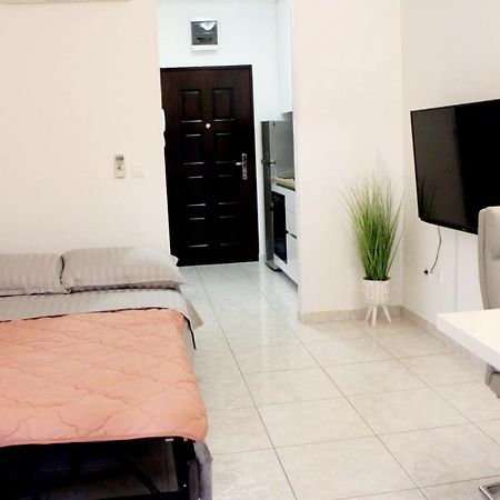 Mihaela Studio Apartmans 150M Near The Beach Каштела Екстер'єр фото